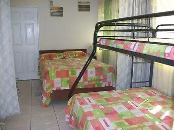 Bayville Holiday Apartment Port of Spain