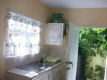 Bayville Holiday Apartment Port of Spain Trinidad And Tobago