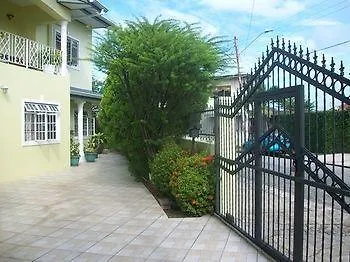 Bayville Holiday Apartment Port of Spain 0*,