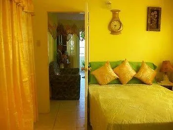 Bayville Holiday Apartment Port of Spain