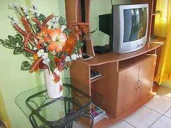 Bayville Holiday Apartment Port of Spain