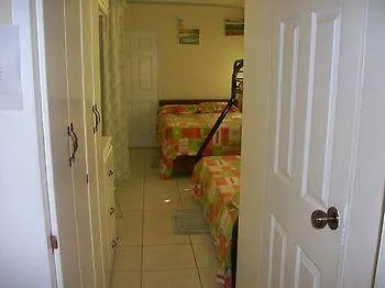 Bayville Holiday Apartment Port of Spain