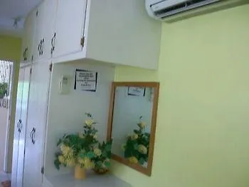 Bayville Holiday Apartment Port of Spain 0*,